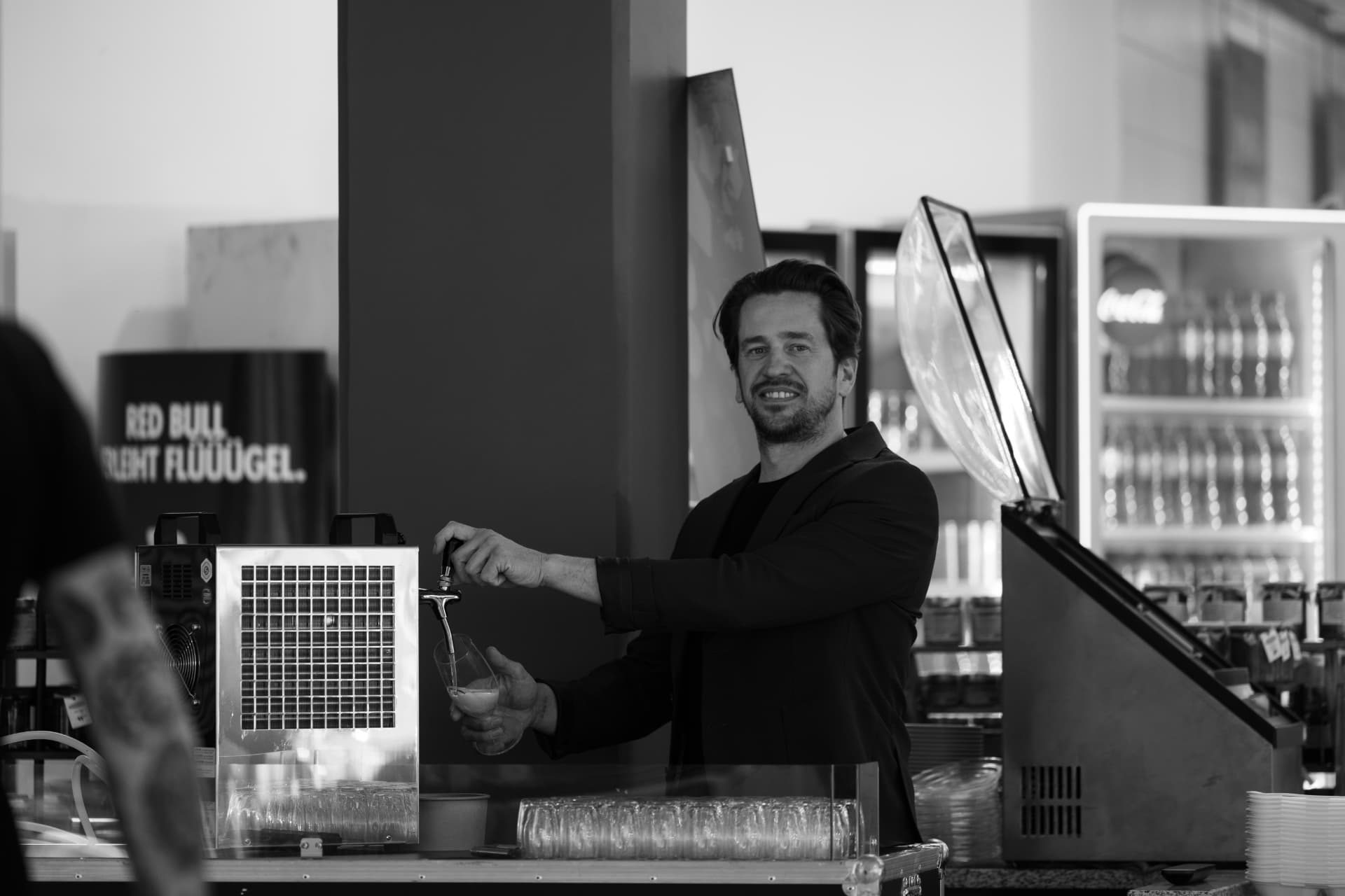 Barista an der Kaffeebar